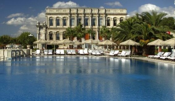 Çırağan Palace Kempinski Havuz
